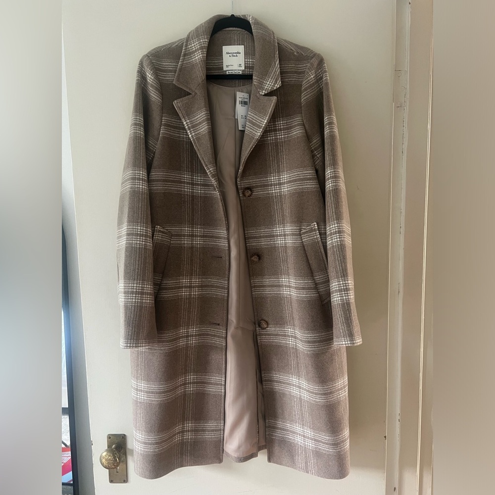 NWT - Abercrombie & Fitch Plaid Tan Trench Coat